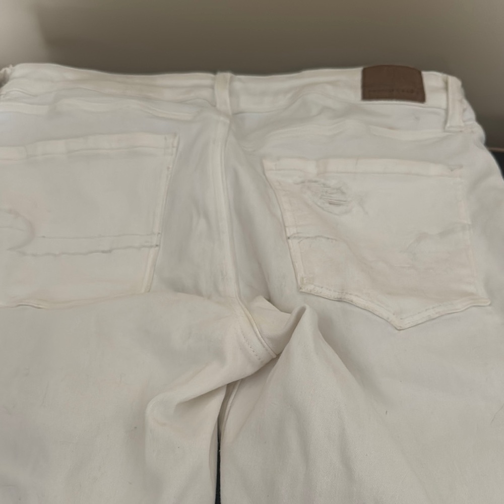 American Eagle Outfitters High Rise White Jeans